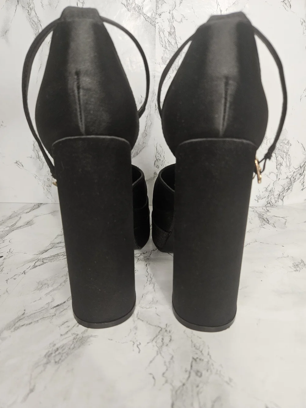 Dream Pairs pre owned